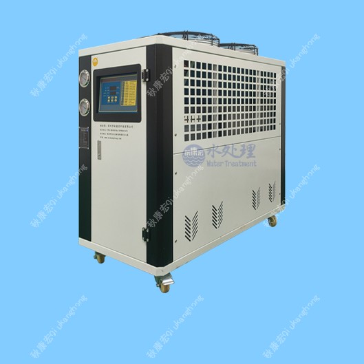 Air-cooled industrial chillers-1